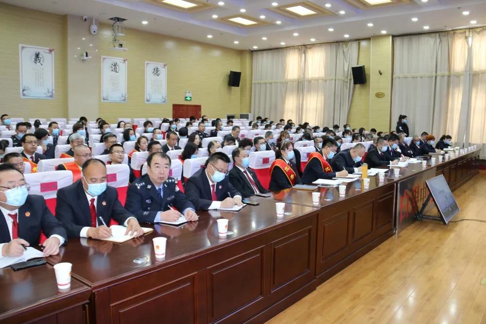白银价格，多维度影响因素的深度剖析